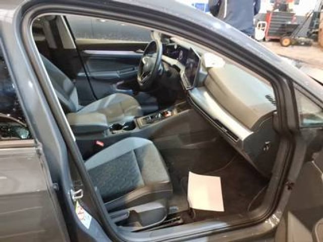 Volkswagen Golf 1.5 eTSI DSG