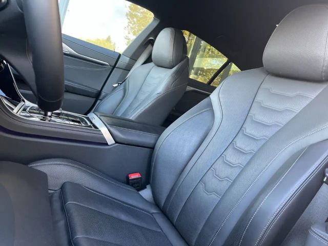 BMW M850 Coupé Gran Coupé Sedan