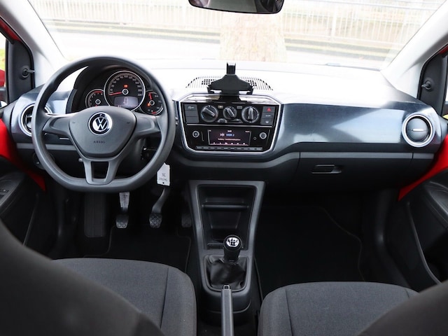 Volkswagen up! Move Move up!