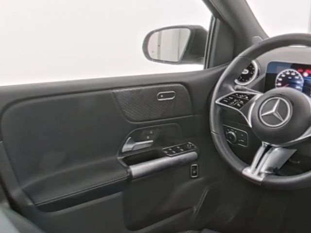 Mercedes-Benz B 200 Progressive