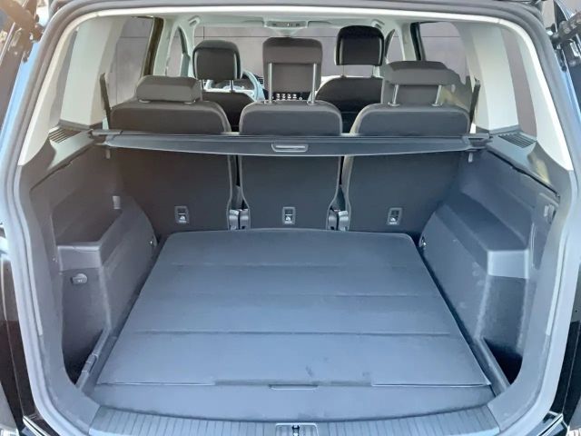 Volkswagen Touran DSG