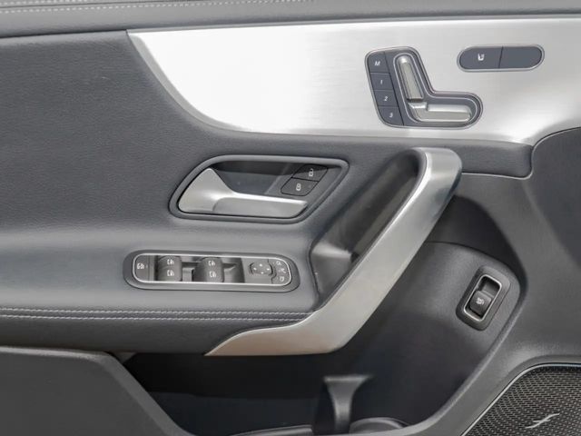 Mercedes-Benz A 35 AMG 4MATIC AMG Line