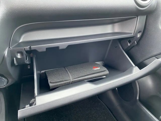 Mitsubishi Space Star CVT Star
