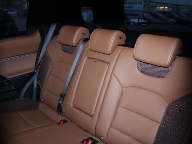 SsangYong Torres 2WD Forest Edition