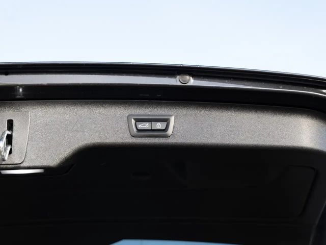 BMW 520 520d M-Sport Touring xDrive