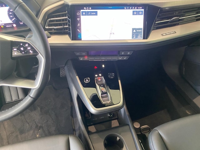 Audi Q4 e-tron SUV 45 e-tron Audi Q4 e-tron