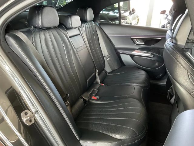 Mercedes-Benz E 450 4MATIC AVANTGARDE Sedan