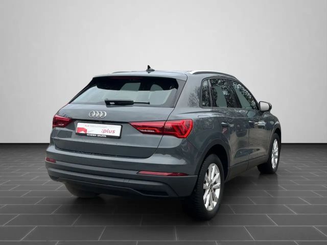 Audi Q3 S-Tronic