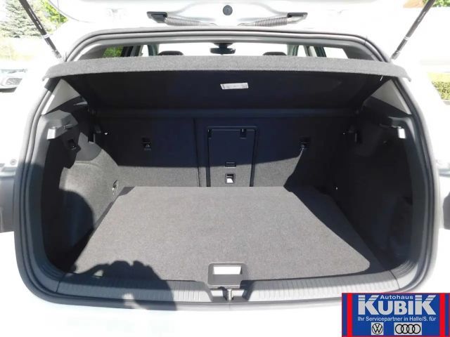 Volkswagen Golf 1.5 eTSI DSG IQ.Drive Style