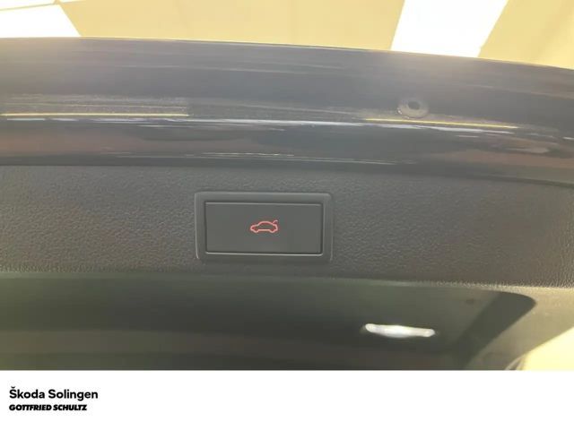 Skoda Superb 2.0 TDI Combi Style Style