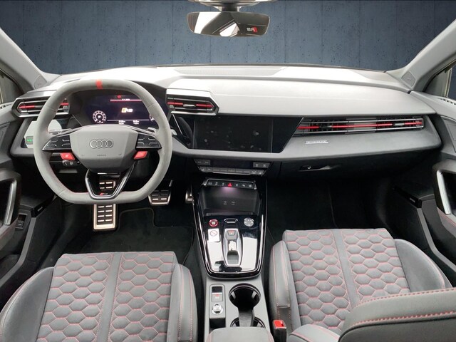 Audi RS3 Quattro S-Tronic Sedan