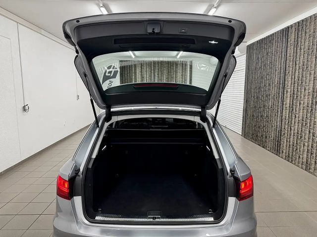 Audi A4 40 TDI Avant S-Tronic