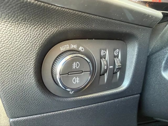 Opel Mokka e LED+Navi+SHZ+Winterp.+Kam.+LM