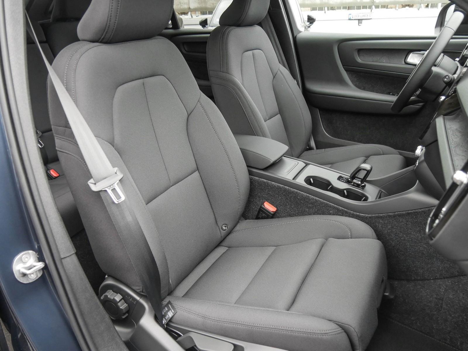 Volvo EX40 Extended range Plus Single motor