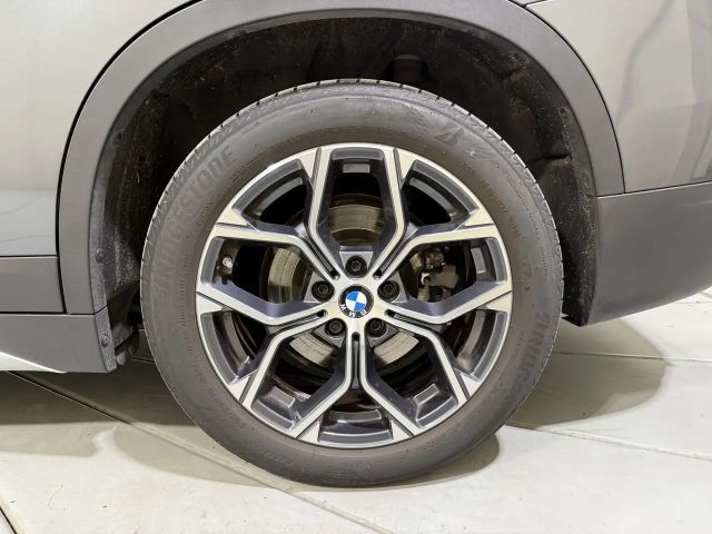 BMW X1 xDrive25e