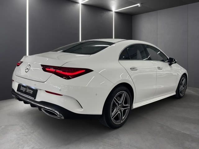 Mercedes-Benz CLA 200 AMG Line Coupé