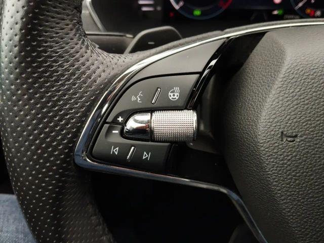 Skoda Octavia 2.0 TDI Combi Style Style