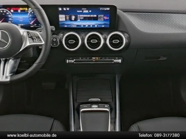 Mercedes-Benz GLA 180 Progressive