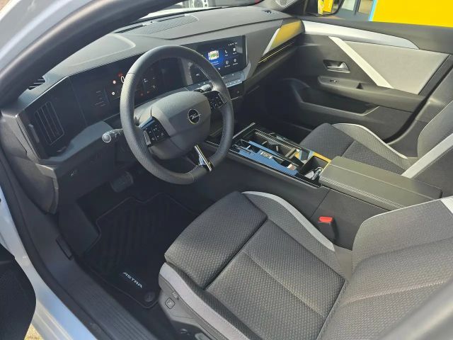 Opel Astra Edition Sports Tourer