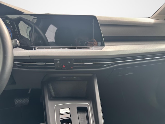 Volkswagen Golf 1.5 eTSI DSG Life