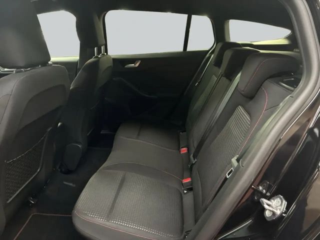 Ford Focus EcoBoost ST Line Wagon