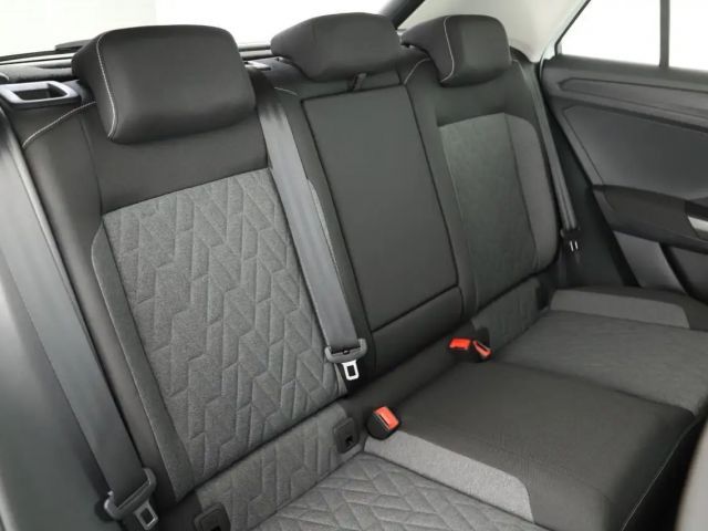 Volkswagen T-Roc 1.0 TSI Move