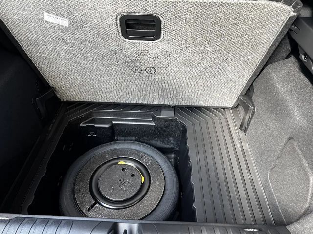 Ford Puma EcoBoost Titanium