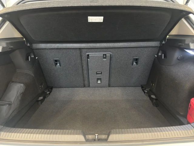 Volkswagen Golf 1.5 TSI Golf VIII IQ.Drive