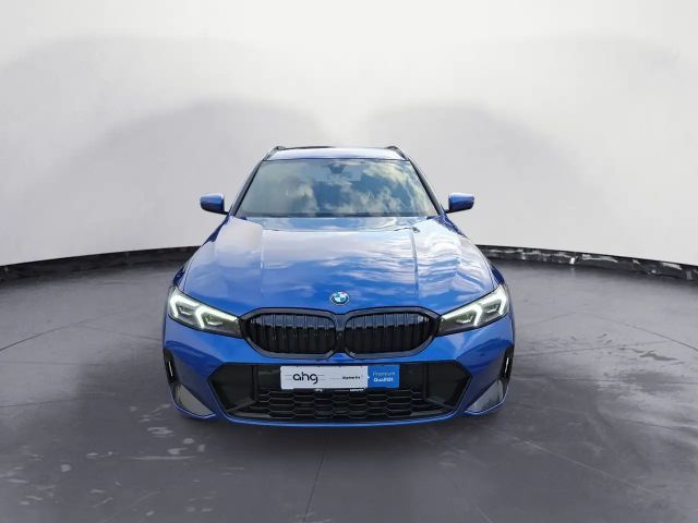 BMW 320 320d Touring xDrive