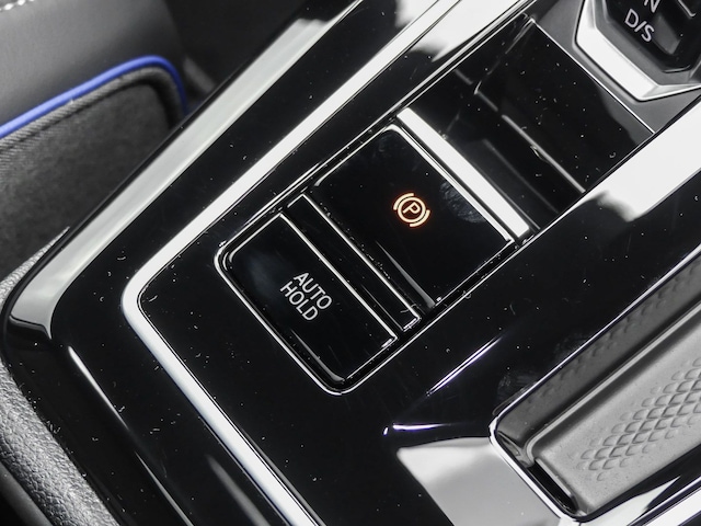 Volkswagen Golf 1.5 eTSI R-Line Variant