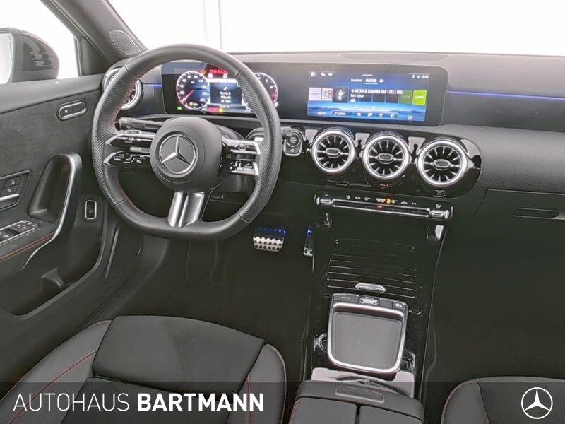 Mercedes-Benz A 250 4MATIC AMG Line