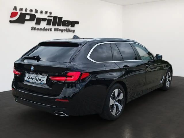 BMW 530 530i Touring xDrive