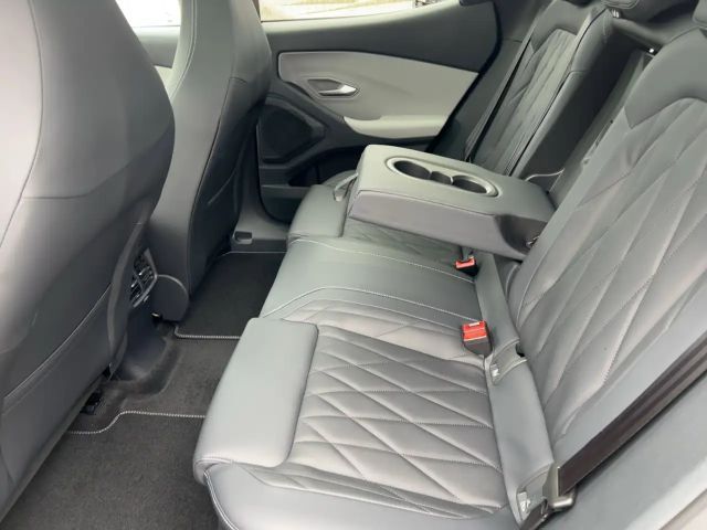 Ford Explorer Extended range Premium RWD