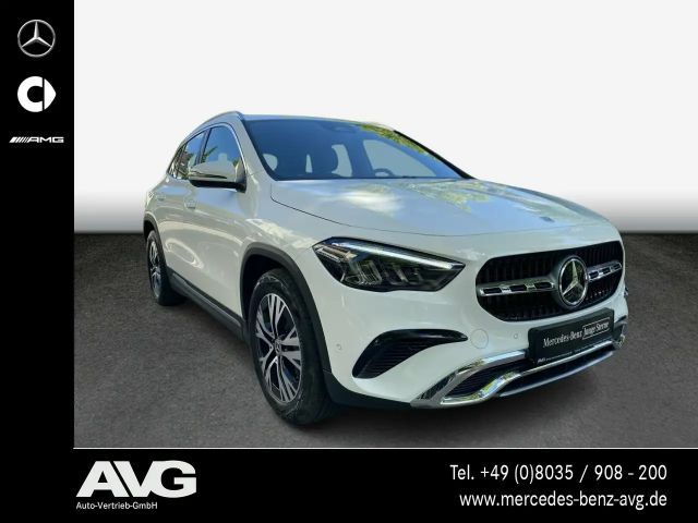 Mercedes-Benz GLA 180 GLA 180 d Progressive