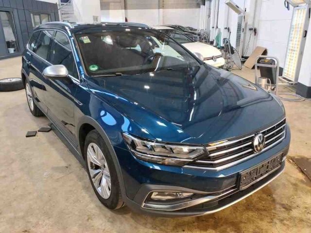 Volkswagen Passat 2.0 TSI AllTrack DSG Variant