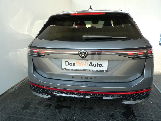 Volkswagen Passat DSG R-Line Variant