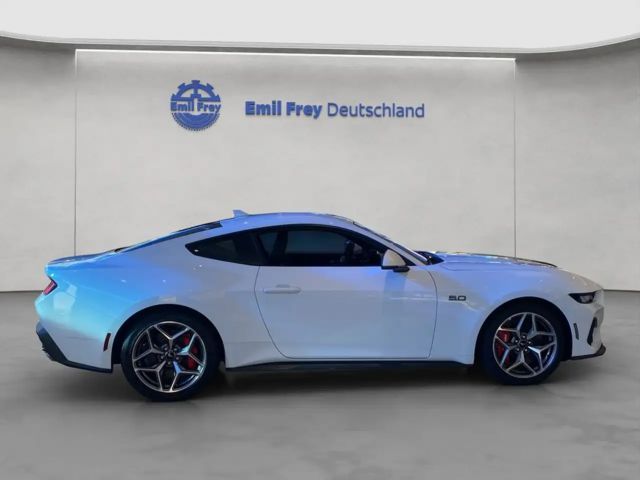 Ford Mustang Fastback GT 5.0 V8