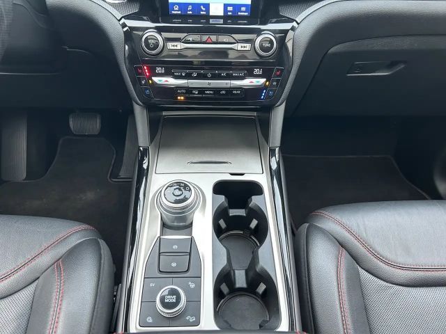 Ford Explorer ST Line