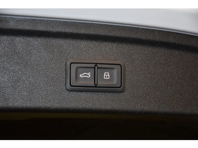 Audi RS3 Quattro S-Tronic Sedan