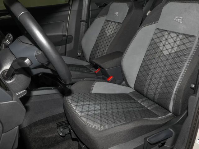 Volkswagen Taigo 1.0 TSI R-Line