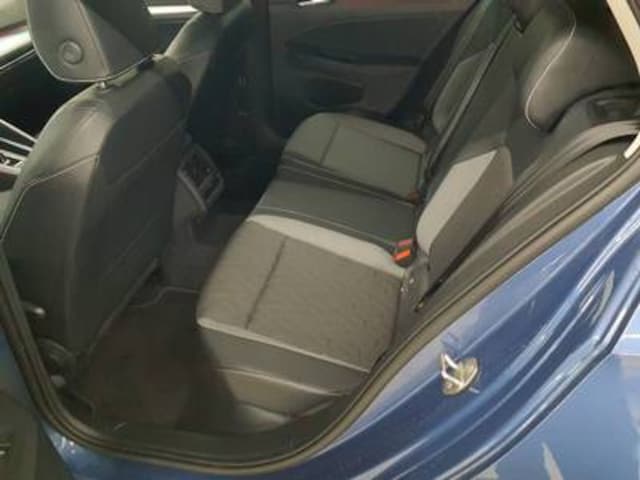 Volkswagen Golf 1.5 eTSI