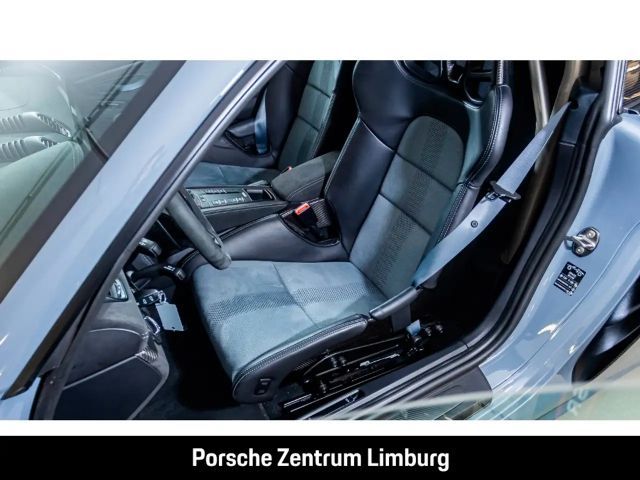 Porsche Cayman 718 Coupé RS