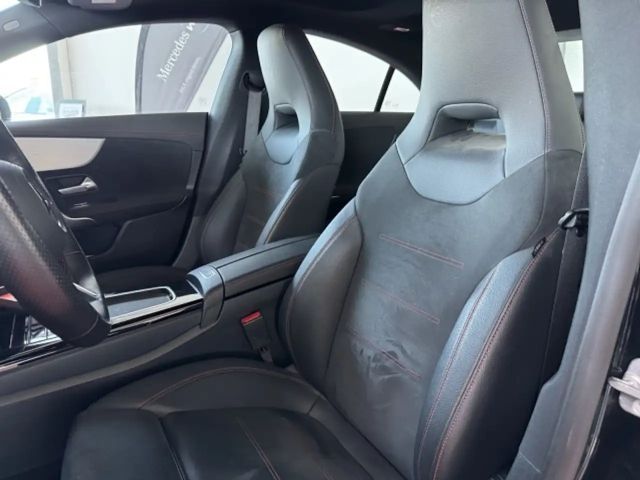 Mercedes-Benz CLA 200 AMG Line Coupé