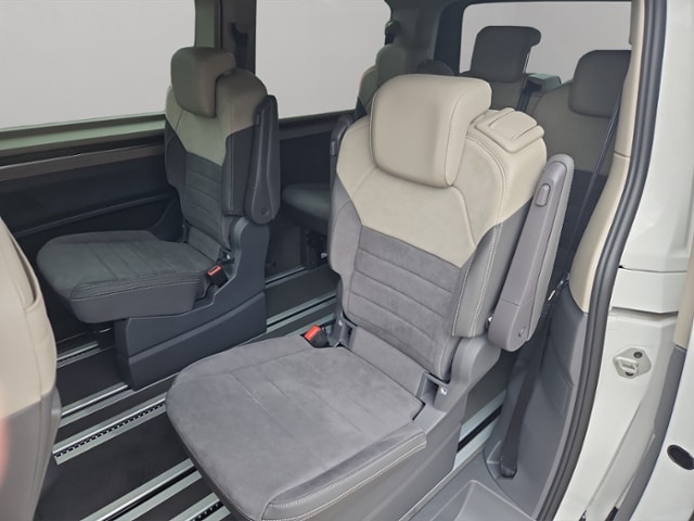 Volkswagen Multivan 2.0 TDI Lang T7