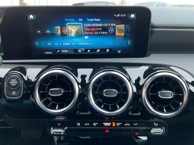 Mercedes-Benz A 200 A 200 d Progressive