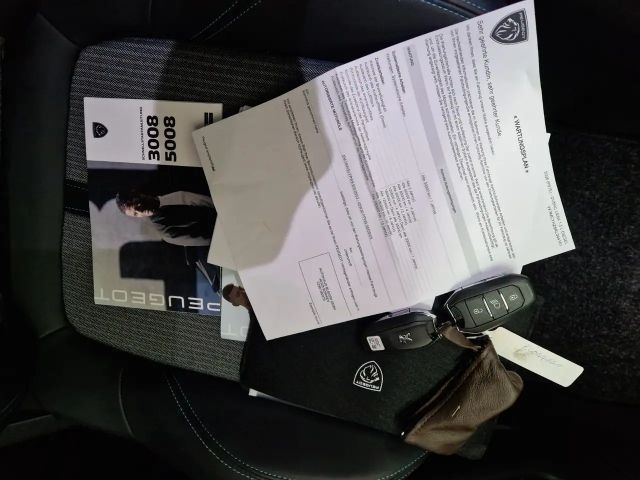 Peugeot 5008 Allure Pack