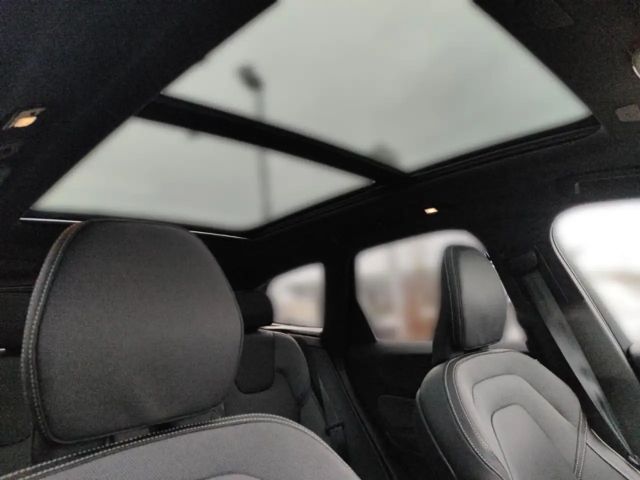 Volvo XC60 AWD Dark Ultimate