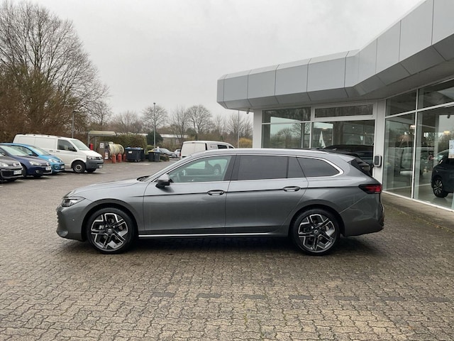 Volkswagen Passat 1.5 eTSI Business DSG Variant