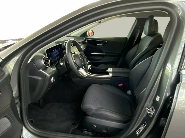 Mercedes-Benz C 180 AVANTGARDE Estate