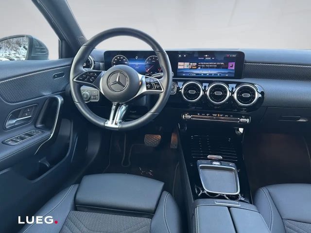 Mercedes-Benz A 200 Progressive